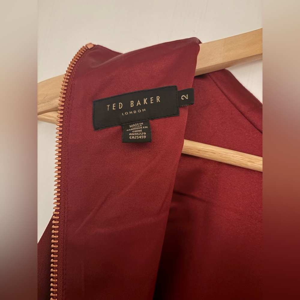 Ted Baker Burgundy/Maroon Sleeveless High/Low Dress - size 6 - Picture 6 of 16